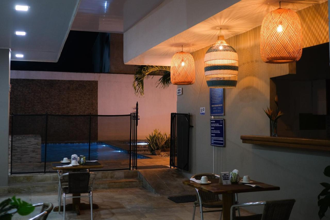 Hotel Bella Isa ลา โดราดา ภายนอก รูปภาพ