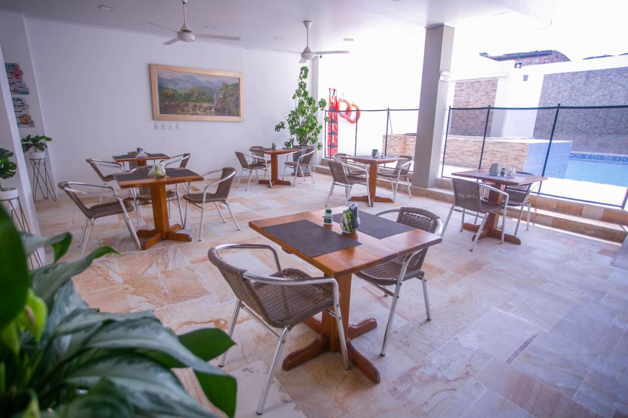 Hotel Bella Isa ลา โดราดา ภายนอก รูปภาพ