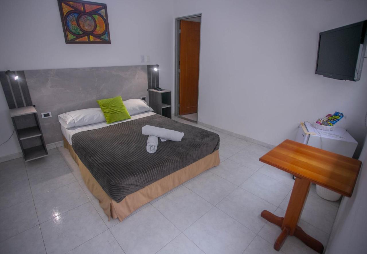 Hotel Bella Isa ลา โดราดา ภายนอก รูปภาพ